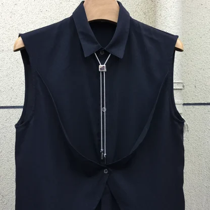 Modern Square Bolo Tie with Box Chain - Image 7
