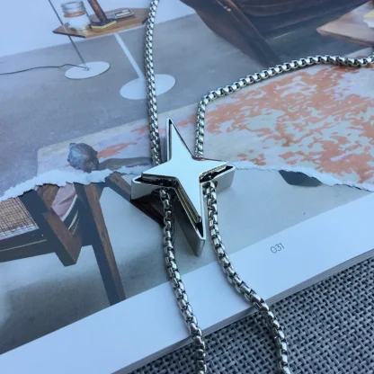 Box Chain Bolo Tie with Four-pointed Star Design