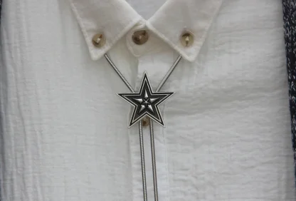 Modern Box Chain Bolo Tie with Star Design - Image 6