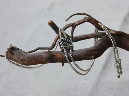 Minimalist Square Bolo Tie with Box Chain - Image 7