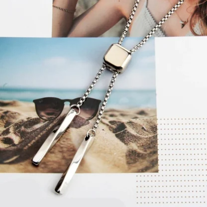 Box Chain Bolo Tie with Square Design - Image 3